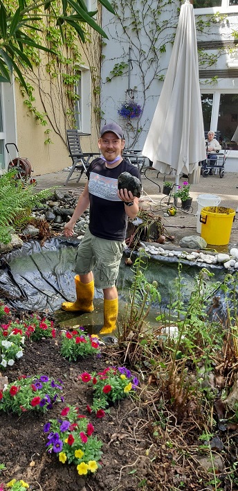 Gartenarbeit 09.05.2020 PDL.jpg