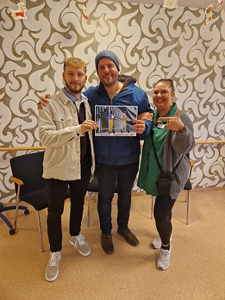 Foto Gewinnübergabe.jpg